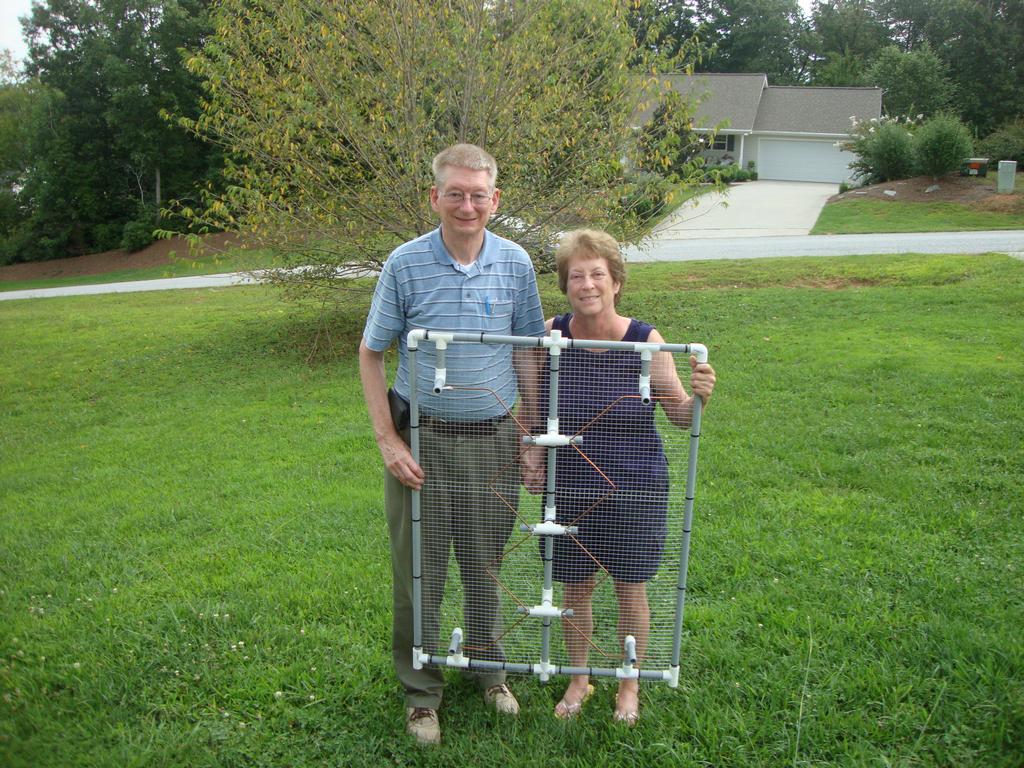 Charles & Helen with the antenna.