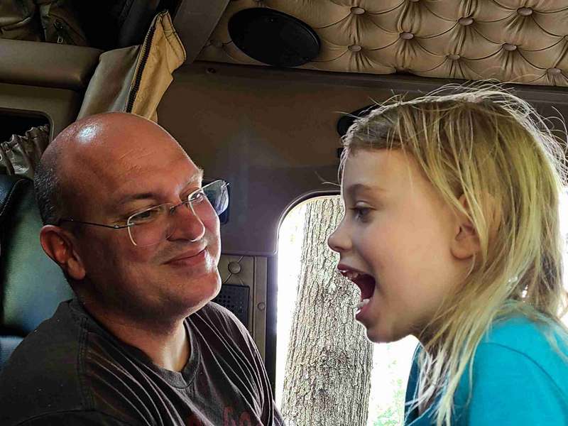 Helena showing Daddy her second gap